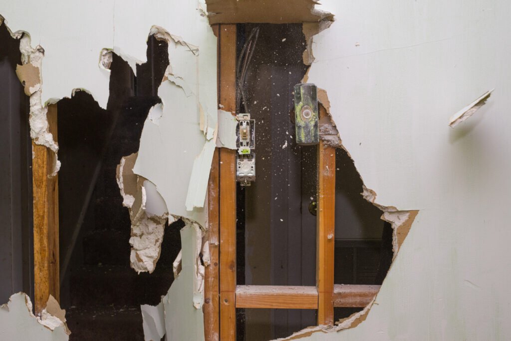 How to Take Down a Stud Wall: Easy Home Renovation Tips